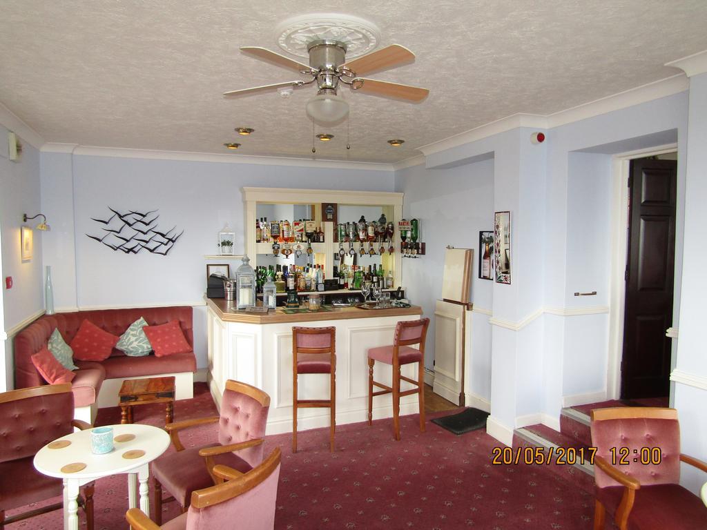 Fieldhead Hotel & Horizons Restaurant Saltash Exterior foto